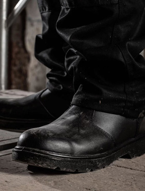 Work Boots & Footwear Work Boots & Footwear