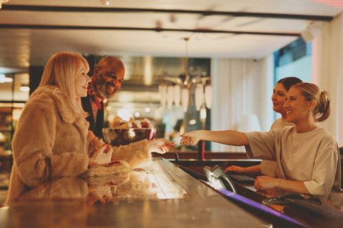 20251209_MOLLIES_MCR_Reception1_0691