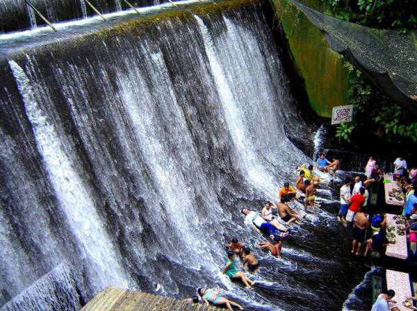 Labassin Waterfall Restaurant 